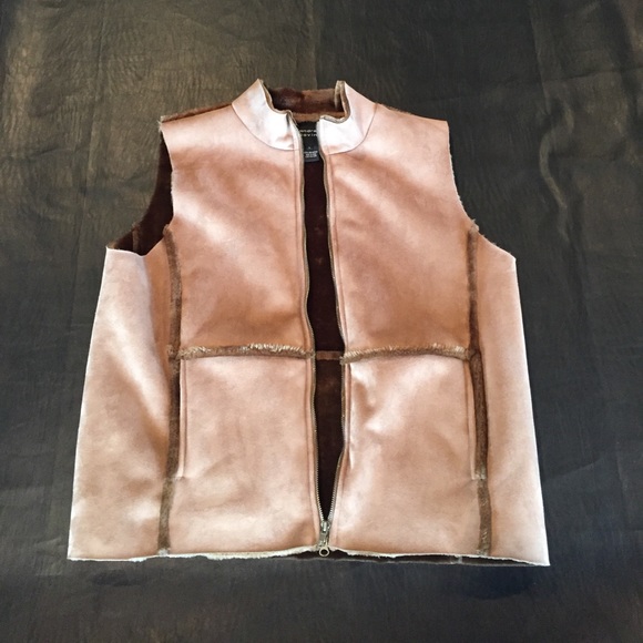 VINTAGE Andrea Jovine Faux Shearling Vest - Size Large - Picture 8 of 9